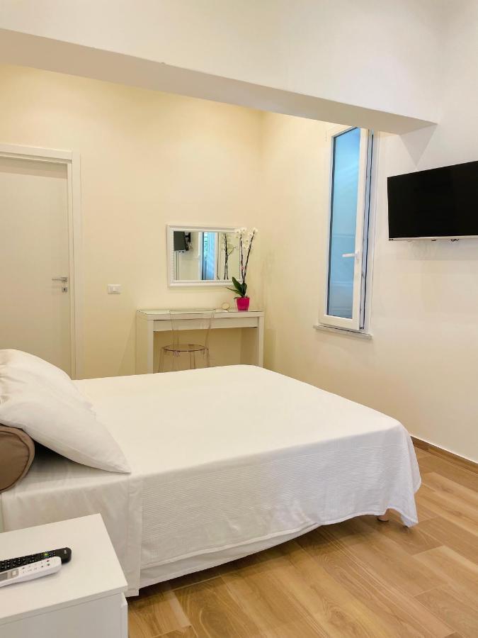 Alemar Bed & Breakfast Mondello Esterno foto