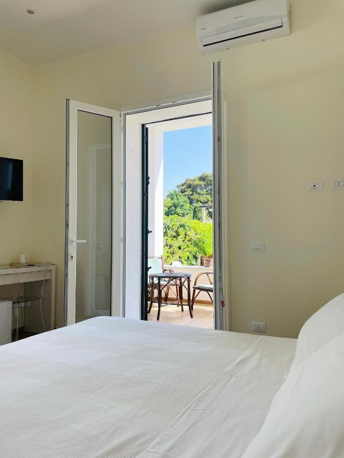 Alemar Bed & Breakfast Mondello Esterno foto